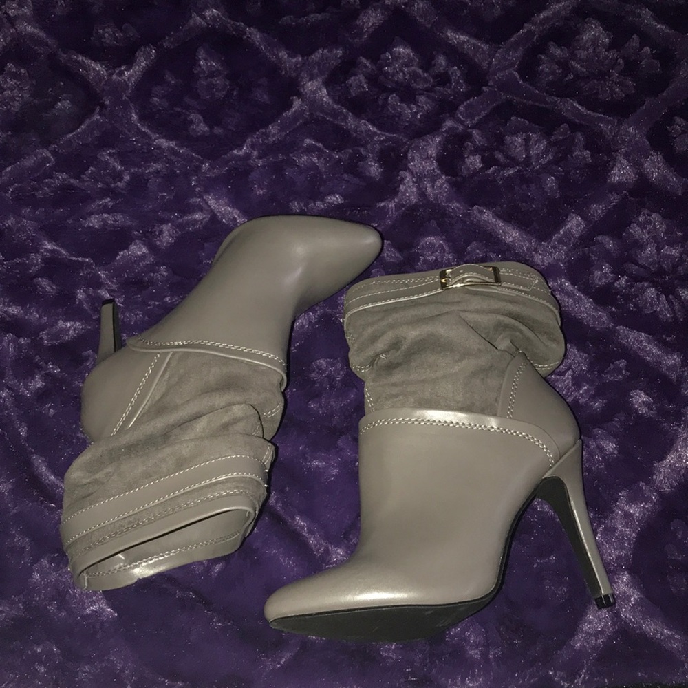 Grey Booties - Picture 3 of 3